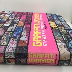 Graffitti women table top book